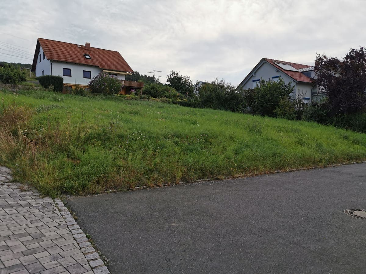 Merkez Cedit Mahallesi'nde Arsa | 8018 m² — Elektrik ve su hattı mevcut 4