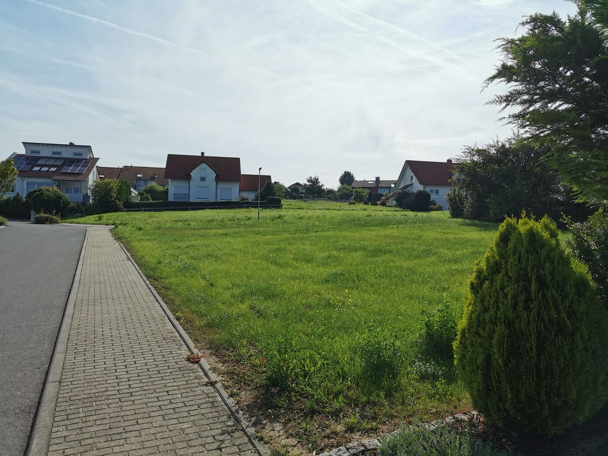 Gediz Cumhuriyet Mahallesi'nde Arsa | 11396 m² — Elektrik ve su hattı mevcut 4