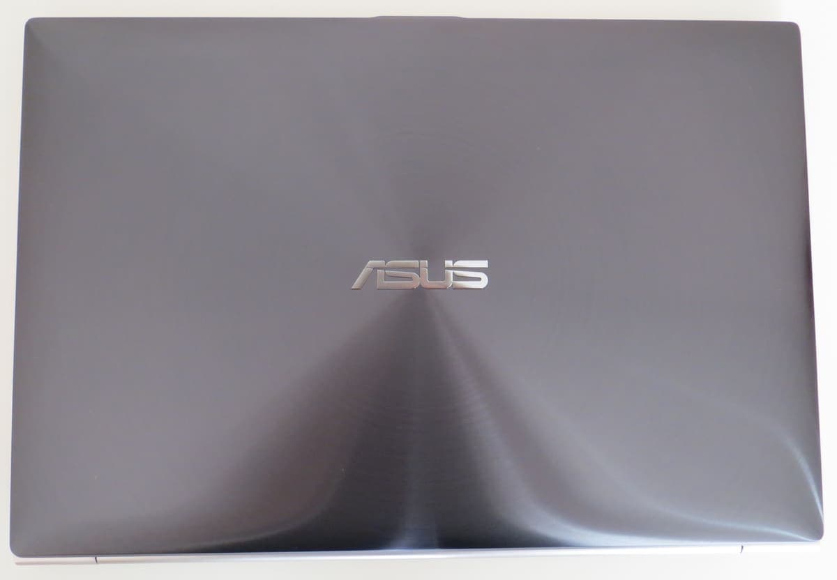 Asus ZenBook UX31A — Faturası mevcut 2