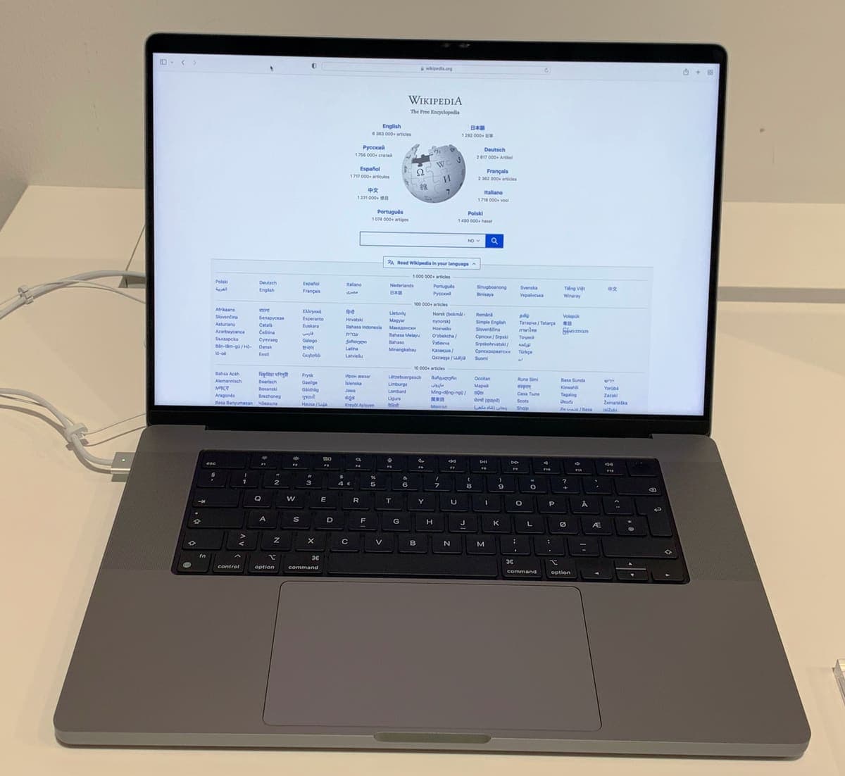 Apple MacBook Pro 16 M1 Pro — Şarj döngüsü düşük 3