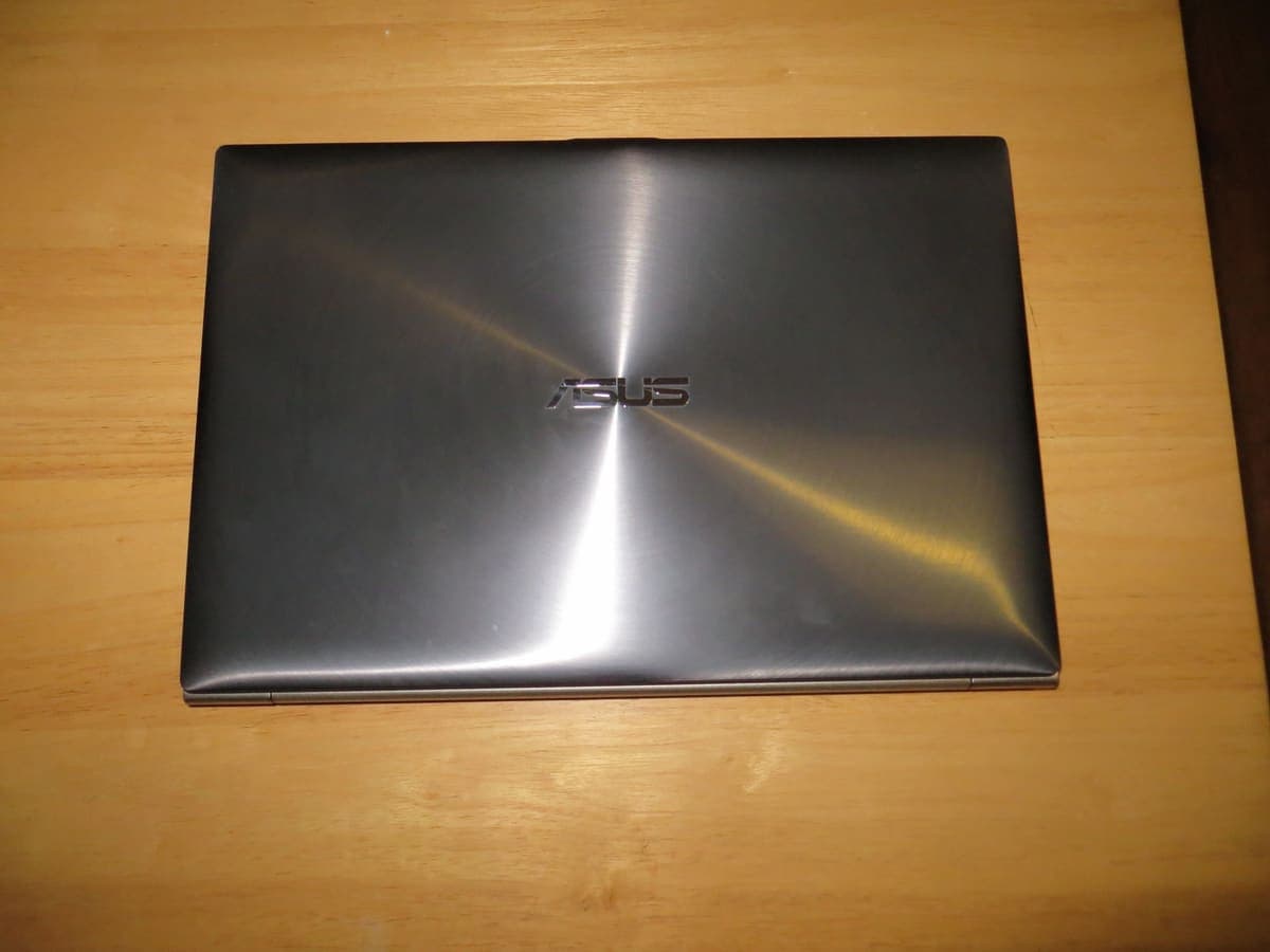 Asus ZenBook UX31A — Faturası mevcut 1