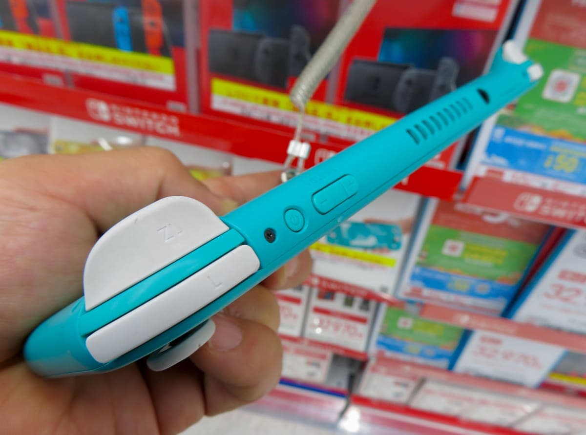 Nintendo Switch Lite — Ek oyunlarla birlikte 3