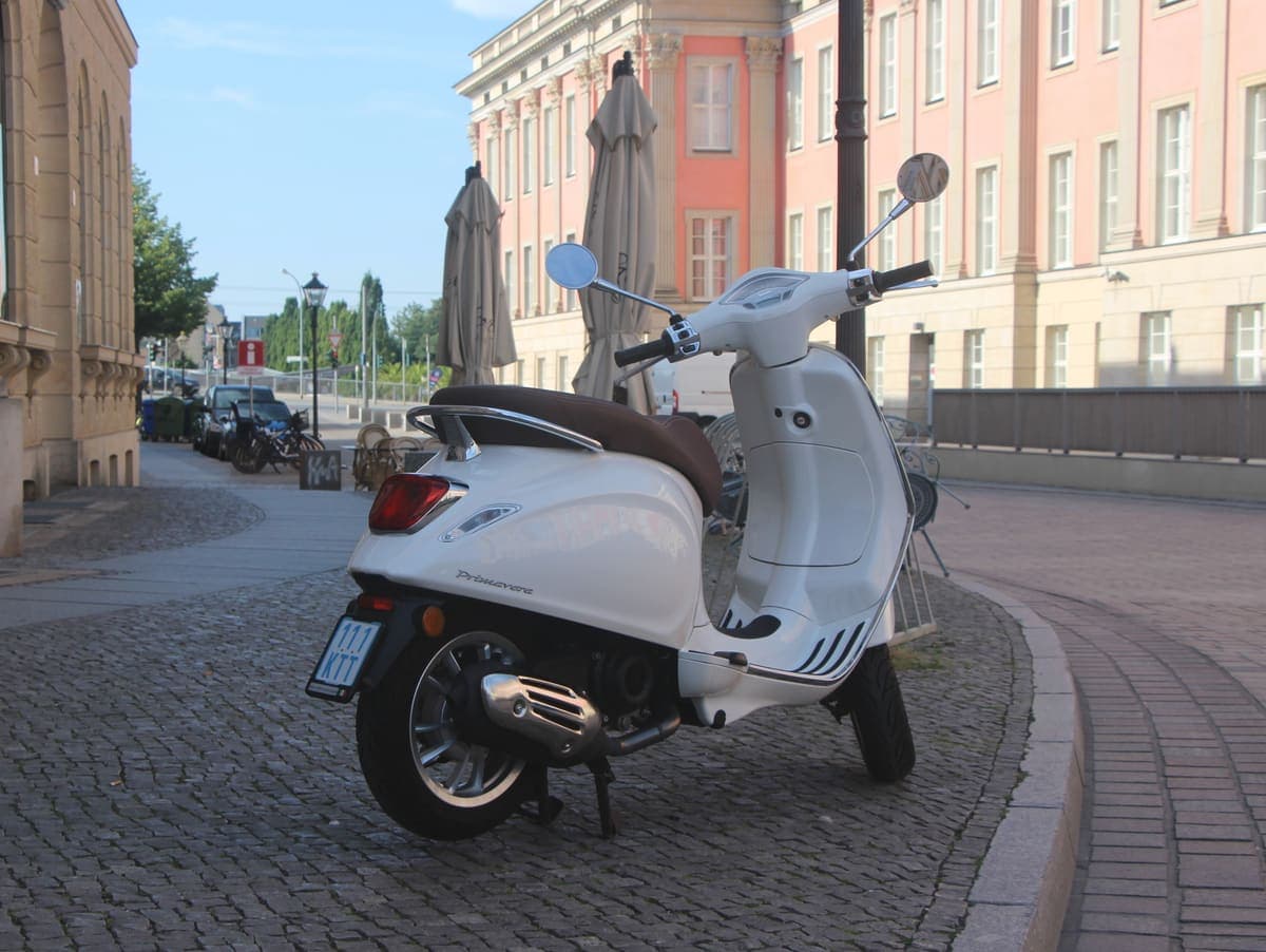 2021 Vespa Primavera 125 — Tek elden, bakımları yetkili serviste 3