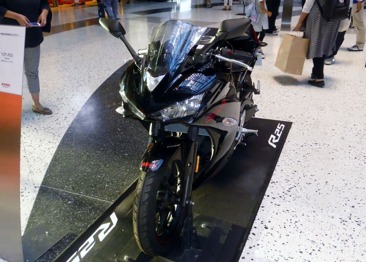 2015 Yamaha YZF-R25 — Muayenesi yeni yapıldı 4