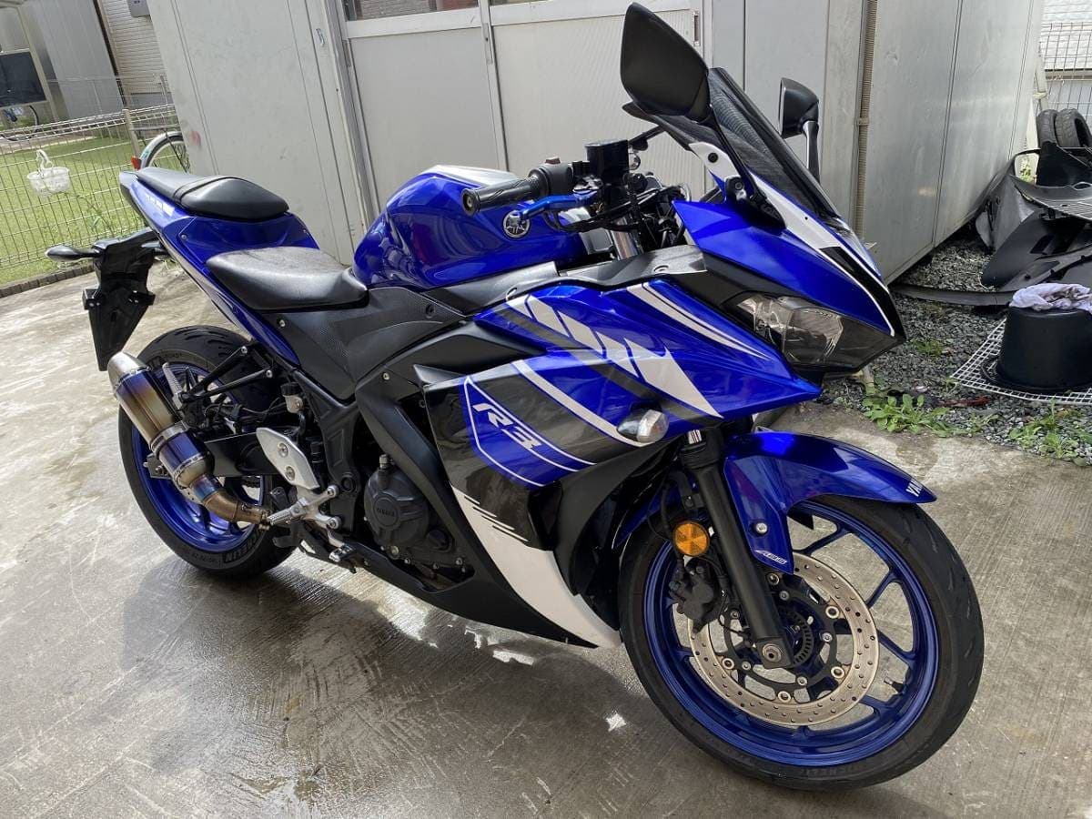 2022 Yamaha YZF-R3 — Garaj arabası, az kullanılmış 4