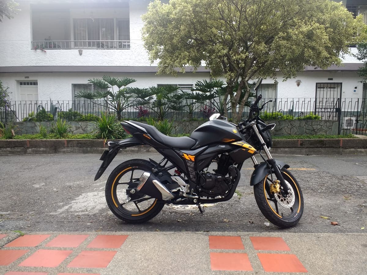 2019 Suzuki Gixxer 155 — Tek elden, bakımları yetkili serviste 3