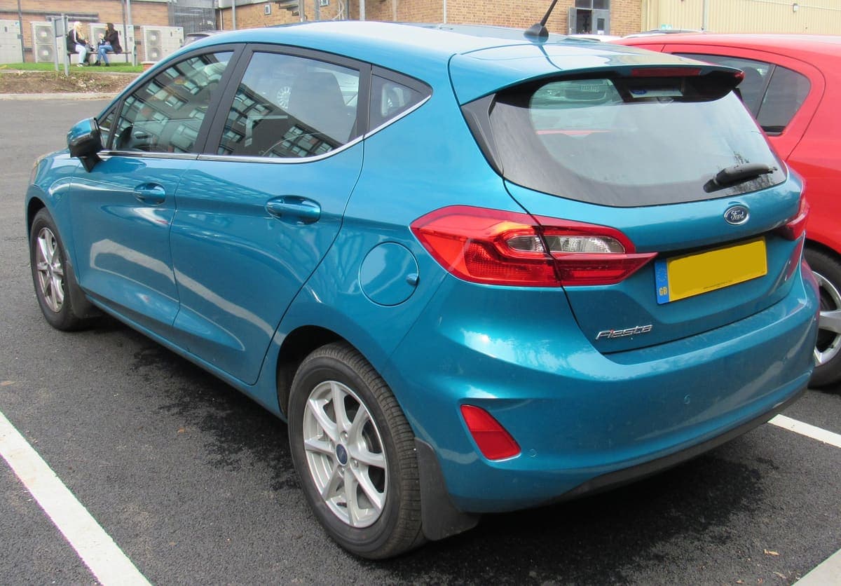 2014 Ford Fiesta 1.4 Titanium — Takas olur, kredi kullanılabilir · Merkez 3