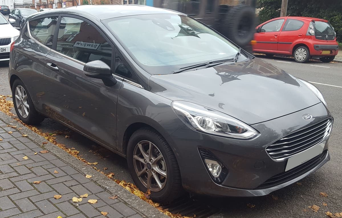 2014 Ford Fiesta 1.4 Titanium — Takas olur, kredi kullanılabilir · Merkez 4