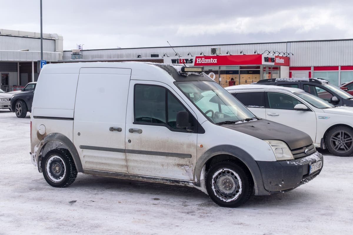 2010 Ford Transit Connect — Zamanı gelen bakımları yapıldı 2