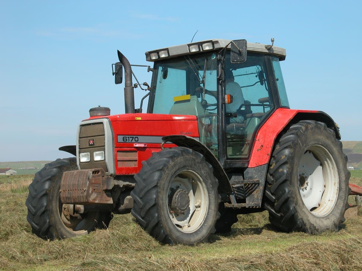 1997 Massey Ferguson 6170 — Garaj arabası, az kullanılmış 4