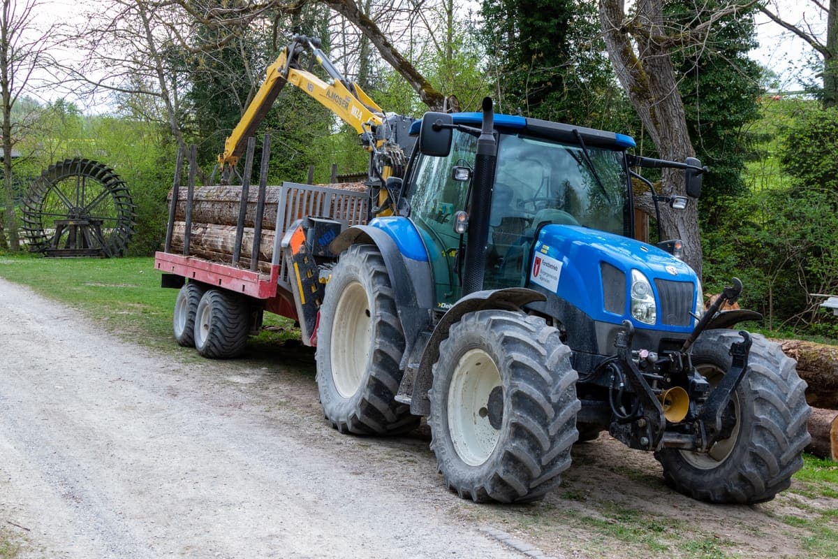 2003 New Holland TS110 — Zamanı gelen bakımları yapıldı 4
