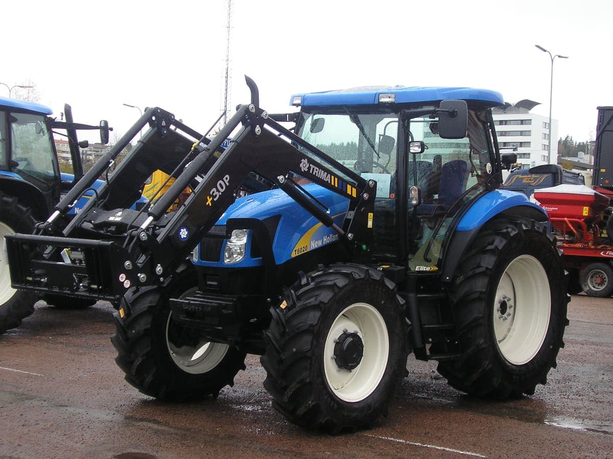 2008 New Holland T6020 — Muayenesi yeni yapıldı 2