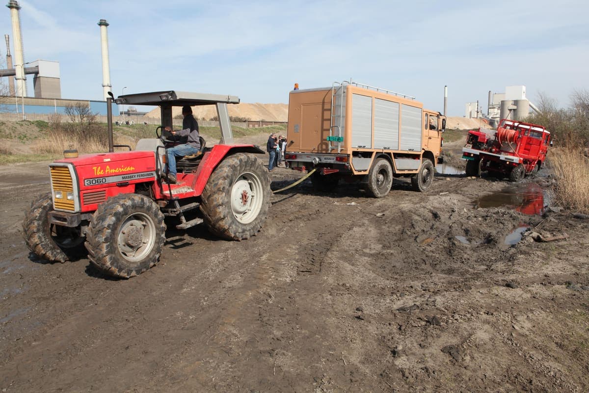 1990 Massey Ferguson 3060 — Muayenesi yeni yapıldı 3