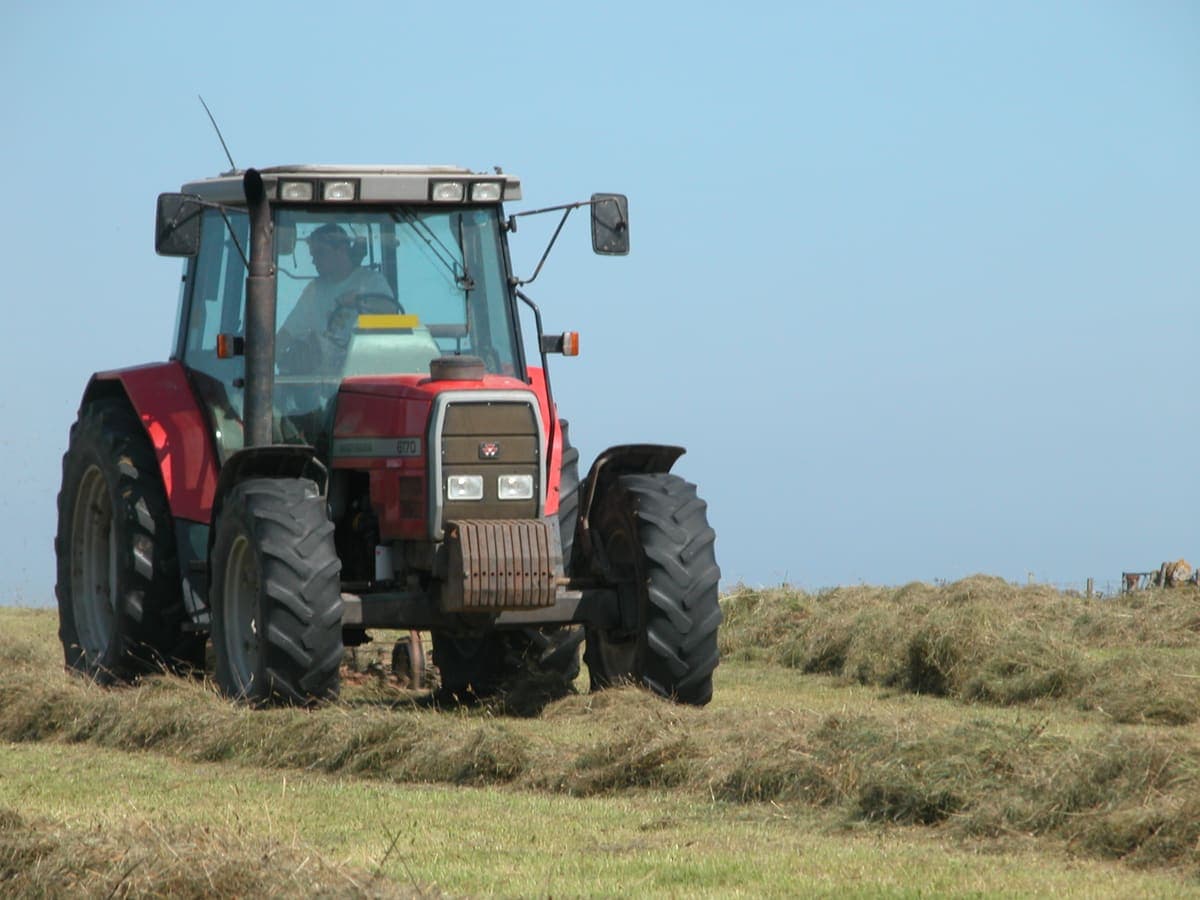 1997 Massey Ferguson 6170 — Garaj arabası, az kullanılmış 3