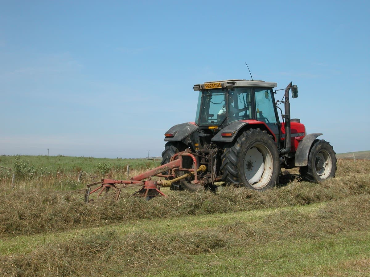 1997 Massey Ferguson 6170 — Garaj arabası, az kullanılmış 2